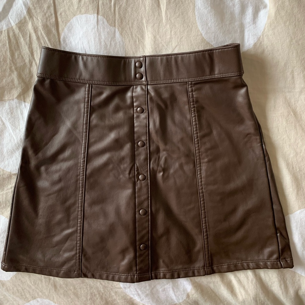 Abercrombie Kids Brown Faux Leather Mini Skirt Button Elastic Waist Size 15/16